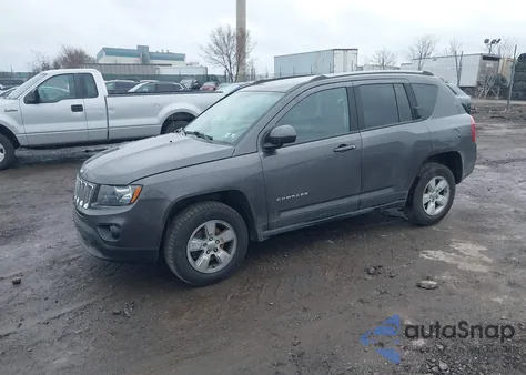 2016 Jeep Compass Latitude из США, поврежденный, VIN 1C4NJCEA9GD744768